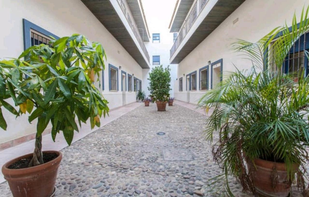 Apartament Triana 143 - Wifi Sewilla Zewnętrze zdjęcie